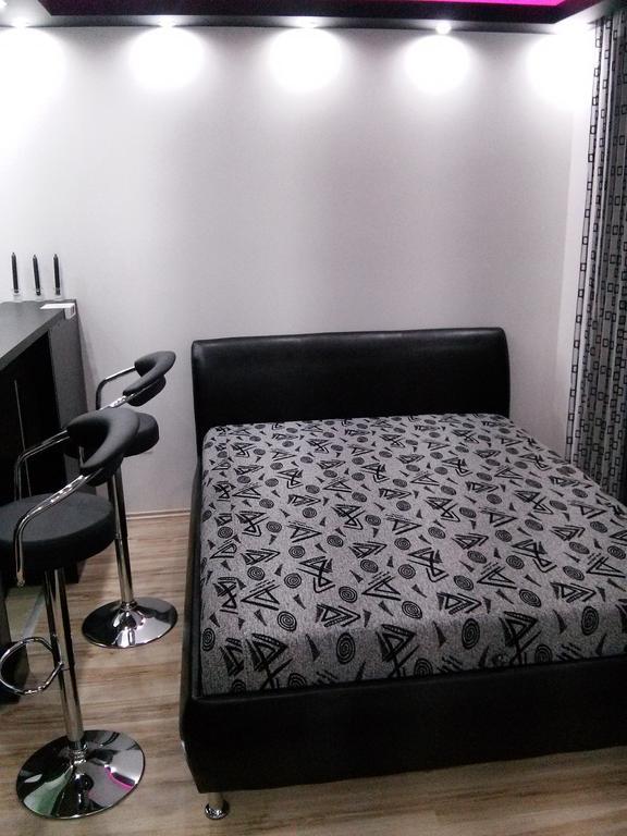 Feszek Apartman Debreczyn Pokój zdjęcie