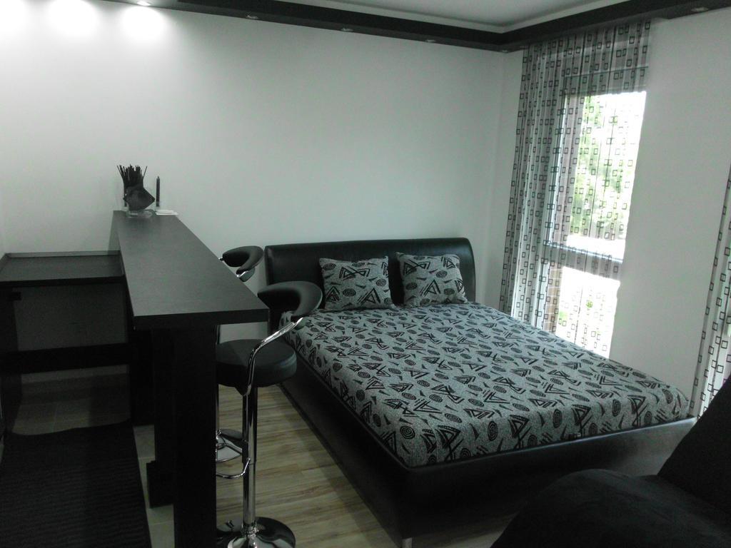 Feszek Apartman Debreczyn Pokój zdjęcie